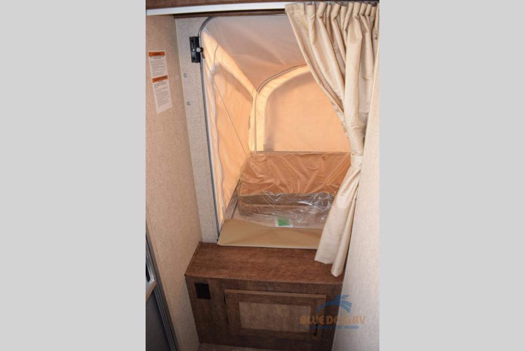 Starcraft Autumn Ridge Mini Travel Trailer Tent Bed